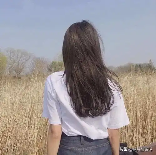 头像女背影霸气带字心机