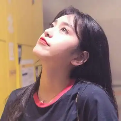 丧到极致的头像女带血不