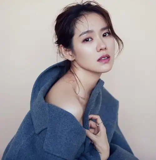 宋慧乔和孙艺珍,两个快40岁的女人,美过18岁少女