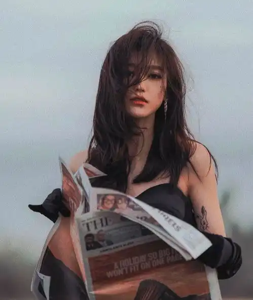 真人女生头像总有一些人,原本只是生命的过客,后来却成了记忆的常客