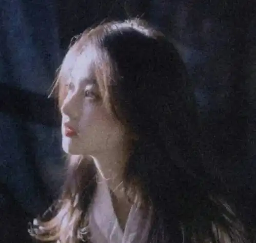 女生头像超好看的氛围感女生头像