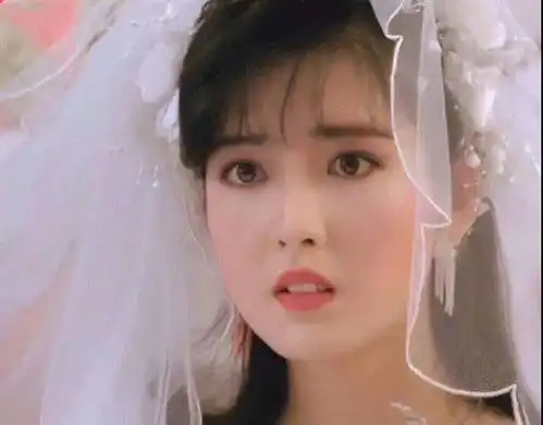 女生头像最美李嘉欣