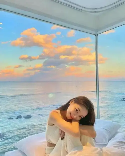 美女晚风与你,皆为星辰大海