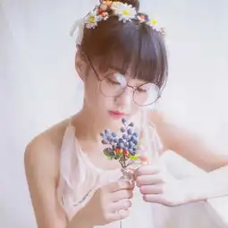 qq女生闺蜜头像3张一人一张小清新