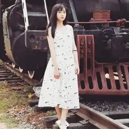 碎花连衣裙卡通头像