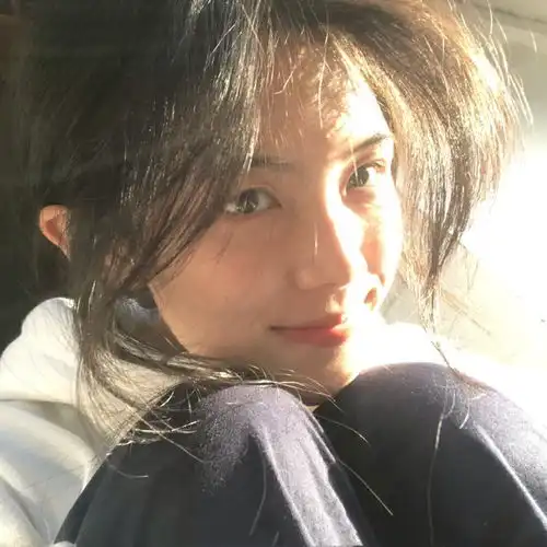 女生头像温柔宠溺包容和爱统统都想给你.