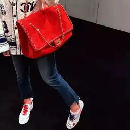 这些热门的大牌联名款包包要抢空你的钱包