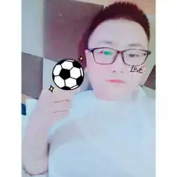 5472小胖子四儿女神