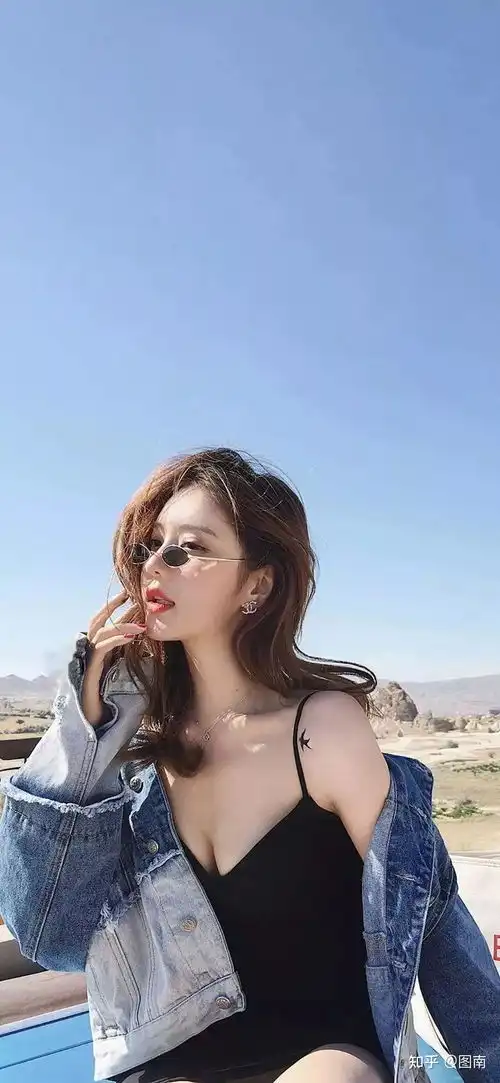 全屏超清美女图片