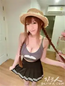 泰国知名网红模特showgirl棒糖妹火辣私照曝光