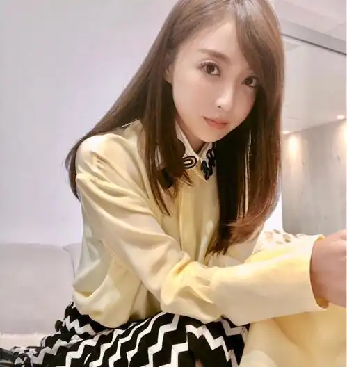 姑娘为追求欧美身材,每日坚持健身,如今喜提性感同款身材