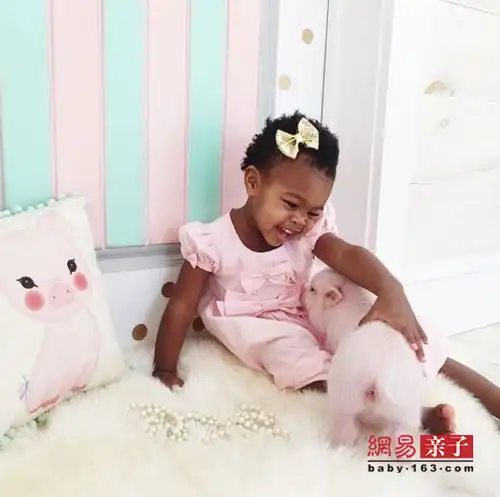 萌娃萌宠相遇记我的童年有粉红猪