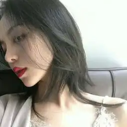 女生率性侧颜头像