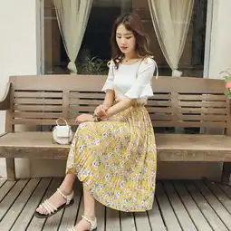 轻熟优雅的连衣裙搭配,细腻精致,满满的都是女人味