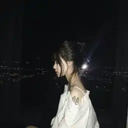 洂精选黑色系女头.世间万物九月qq女生头像我要个性网