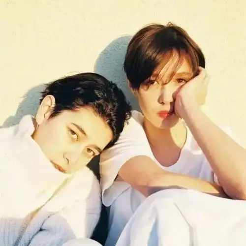 13岁头像女生一个人多张