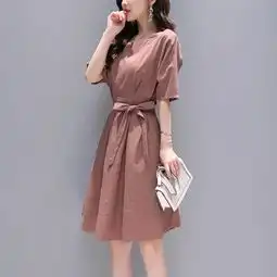 仙气十足,更显女性的气质,飘逸的裙摆,尽显浪漫唯美