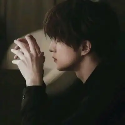 头像男生2021最火背影