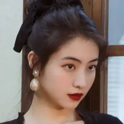 复古港风人从悲伤中落落大方走女生头像我要个性网