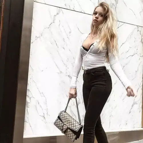 波神打出生涯最铁一战难道要怪他胸大腰细屁股翘的女朋友