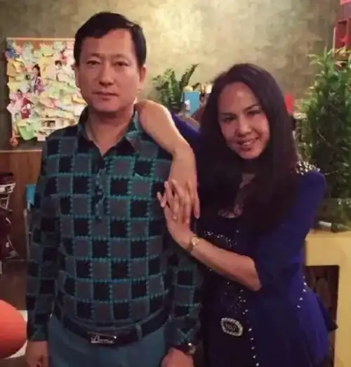 万万没想到,郑爽妈妈居然有这般经历,怪不得郑爽活得如此别扭