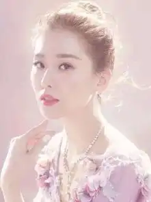 炸毛丸子头get漂亮女生必杀技