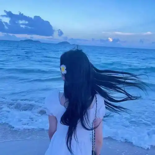 女生头像甜美清纯可爱背