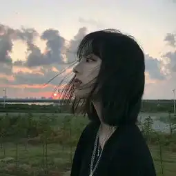 一生两人三餐四季qq傲娇时尚迷人女生头像