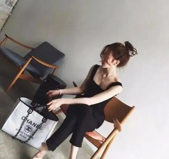 90后女孩被妈妈催婚后,决定...