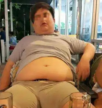 老公说我现在特别理解女人大姨妈的痛苦了,我问他原因,差点没笑死我