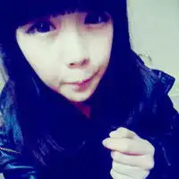 求张依依本人的照片,没p过的多几张