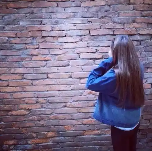 湖南一男子嫖娼不给钱,辛苦费为名,强迫对方签下卖身契