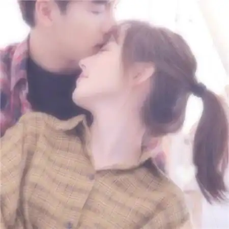 唯美浪漫情侣头像一对夏始夏末夏不离