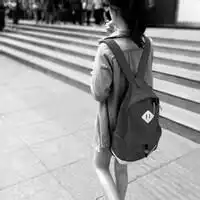 qq背景书包头像qq头像书包