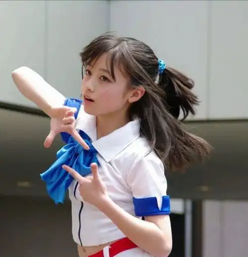 日本千年一遇美少女吃成200斤大胖子,可挡不住脸美啊