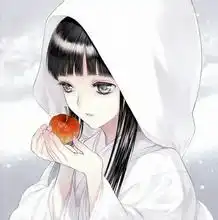 寻一张图,一个戴着白色帽子,低着头,手里拿着一个红苹果