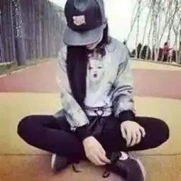 qq头像女生短发带帽王者