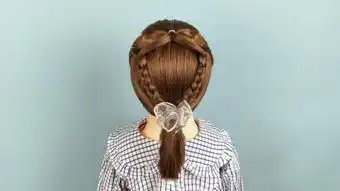 小女孩