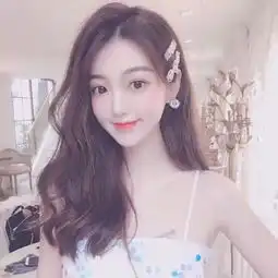 头像我拦不住要走的风,也抱不住整片天空