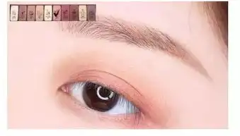 力唯化妆冬季暖色眼影教程,撩汉少女必备化妆教程