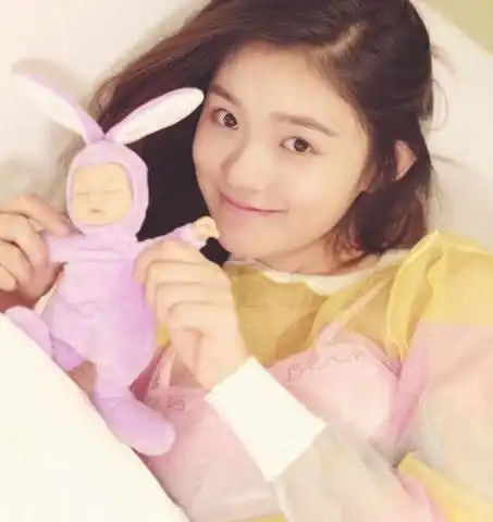 林允豪宅轻奢现代风,嵌入式电视柜,厨房清新亮丽,卧室少女温馨