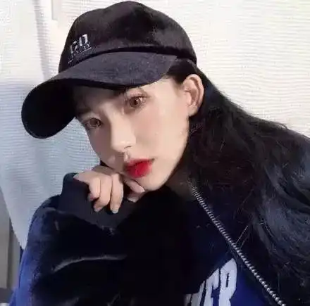 头像我也想轻看自己,可我的体重不允许