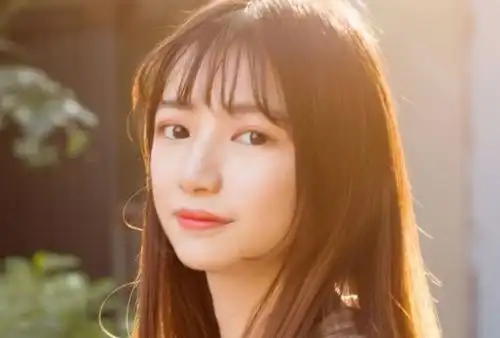 最容易一见钟情的4大星座女,一眼定终生,往后余生只有你