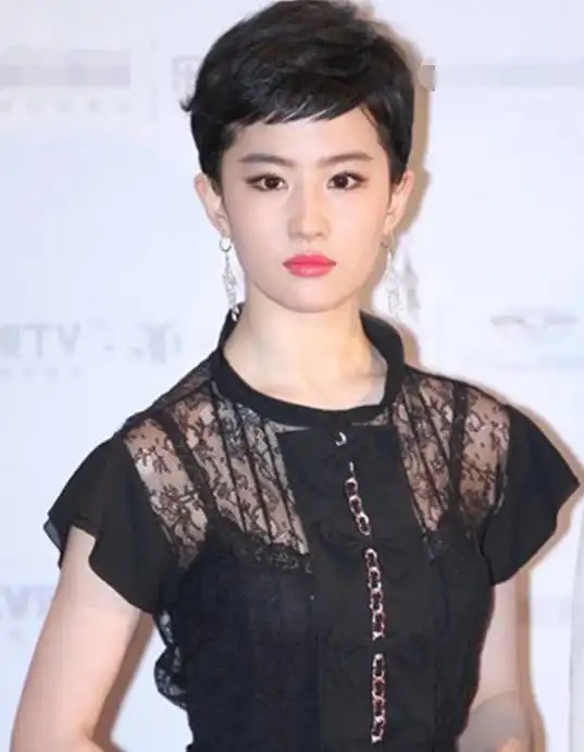 年过35发型不要瞎剪,烫个松松烫不迷死人算我的