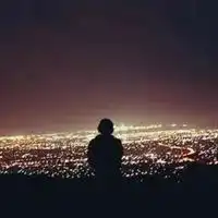 qq头像夜景人物图片好看夜景下的一个人qq头像