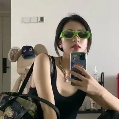 周雨彤头像合集