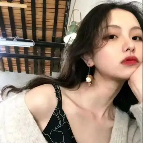 今日份女生头像
