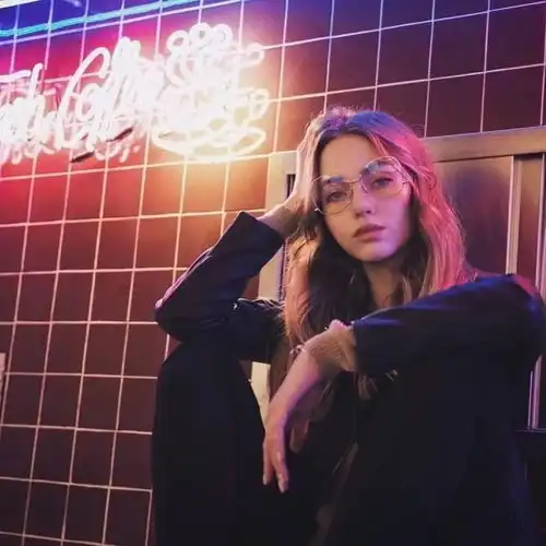 欧美女头欧美男头