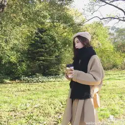组图网红都爱奶茶色雪梨张大奕周扬青比美