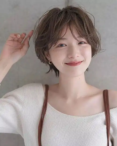 有剪过超短发的姐妹现身说法一下的吗更新楼主已剪